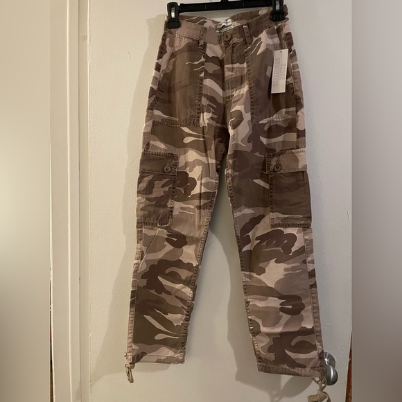 Urban Outfitters Brown Camo Cargo Pants - Picture 3 of 6